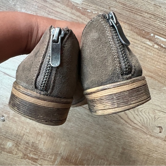 Chinese Laundry Taupe Women's Leather Ankle Suede Boots - Picture 3 of 5